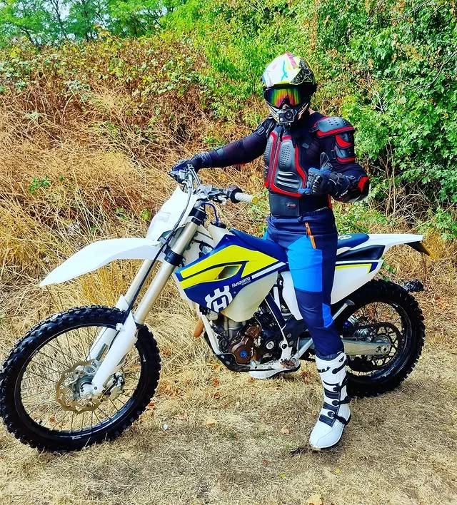 Off-road enduro riding